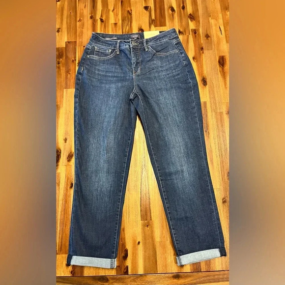 NYDJ Margot Girlfriend Jeans with cool embrace & lifttux technology size 8 NWT - Picture 1 of 11